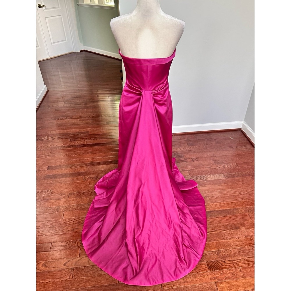 David's Bridal Fuchsia Strapless Fit & Flare Dainty Simple Gown Dress w Train - Picture 8 of 12